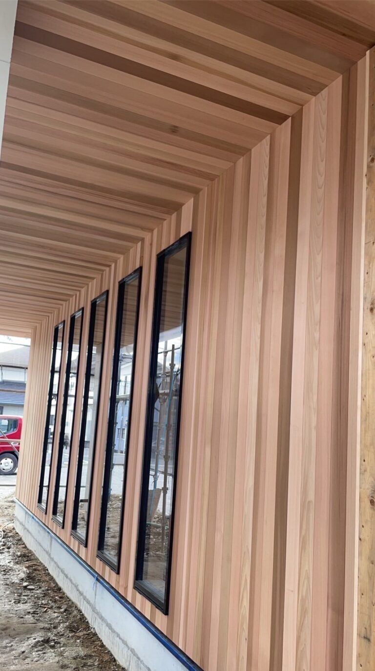 某店舗様_レッドシダー外壁